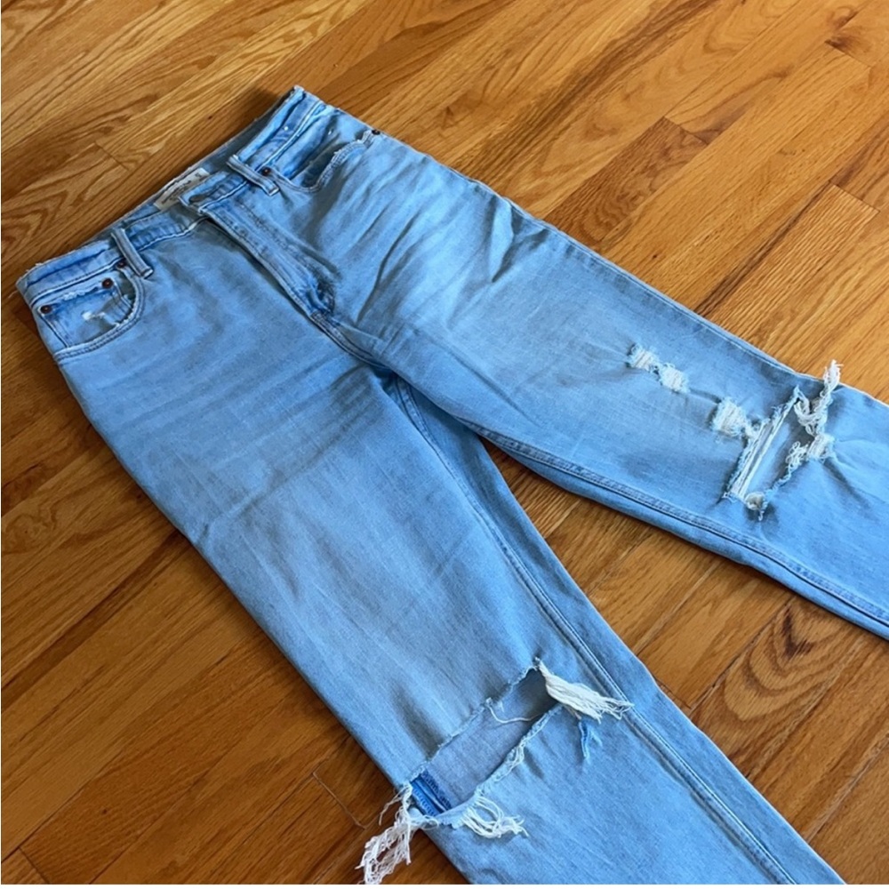 Abercrombie & Fitch Light Blue Distressed Women's Jeans